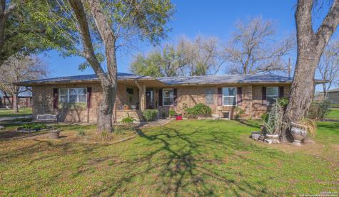 11255 Ford Road Adkins TX 78101