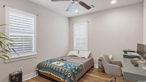 223 Claremont Avenue San Antonio TX 78209