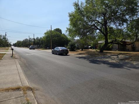 540 W Gerald San Antonio TX 78221