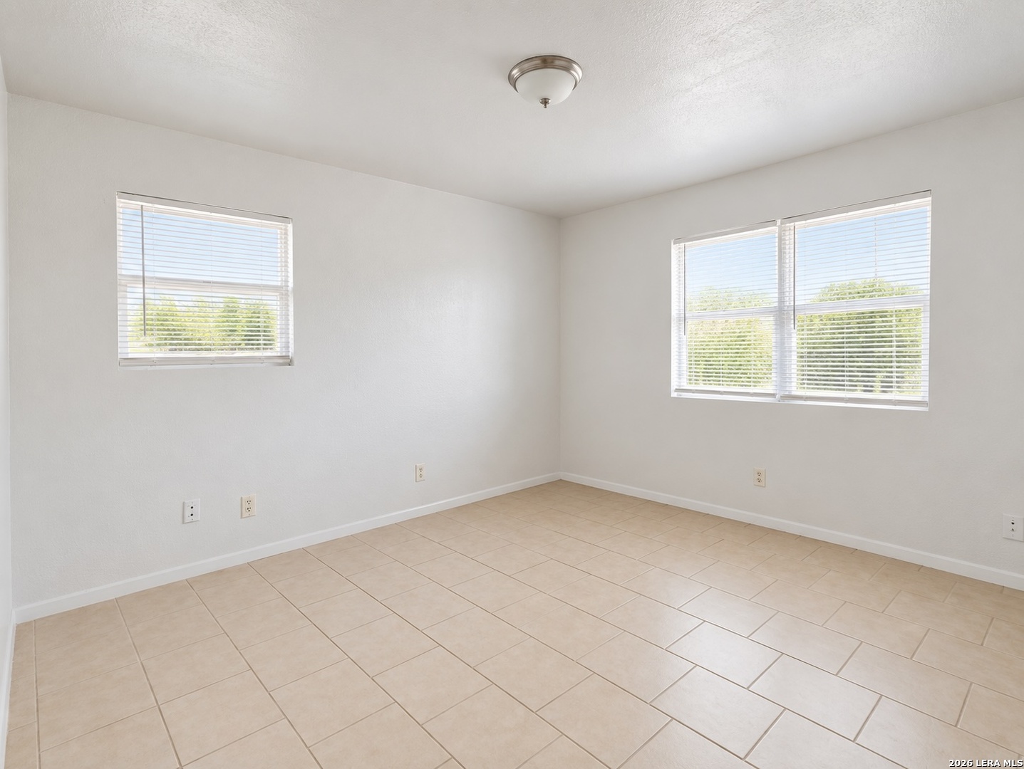 433 W Wright Boulevard Universal City TX 78148