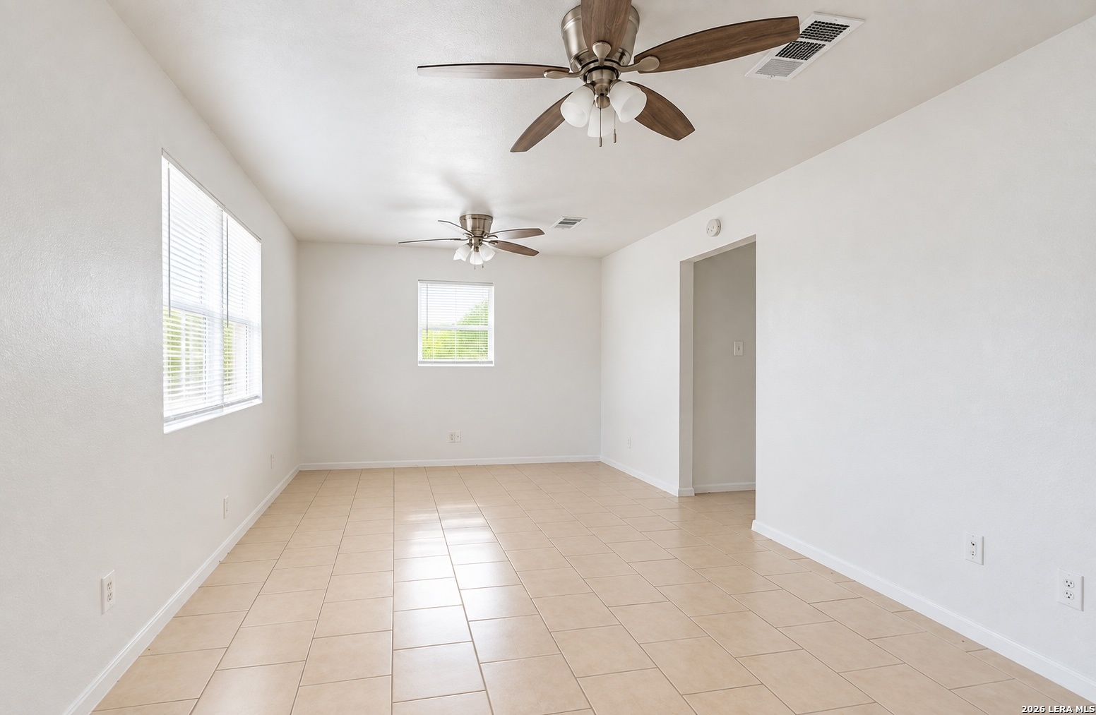 433 W Wright Boulevard Universal City TX 78148