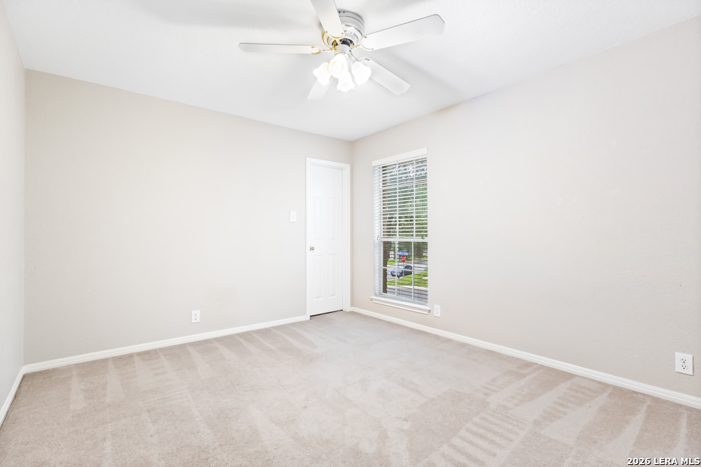 9402 Oakwood Garden San Antonio TX 78254