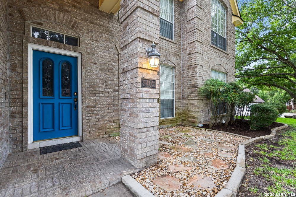9402 Oakwood Garden San Antonio TX 78254