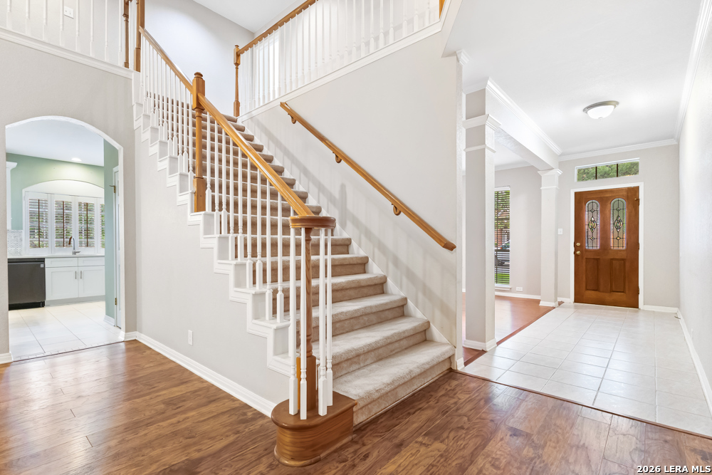 9402 Oakwood Garden San Antonio TX 78254