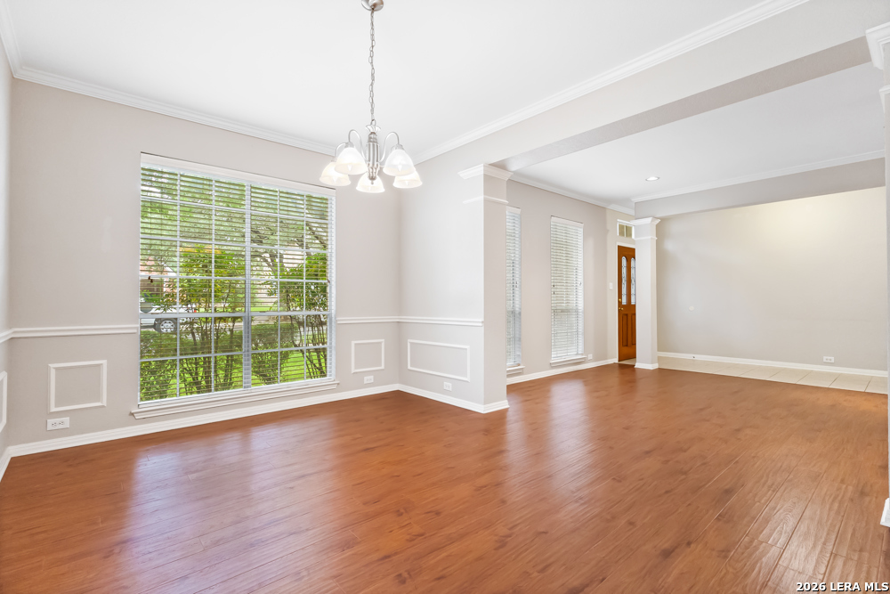 9402 Oakwood Garden San Antonio TX 78254