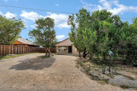 1232 Eastview Drive Canyon Lake TX 78133