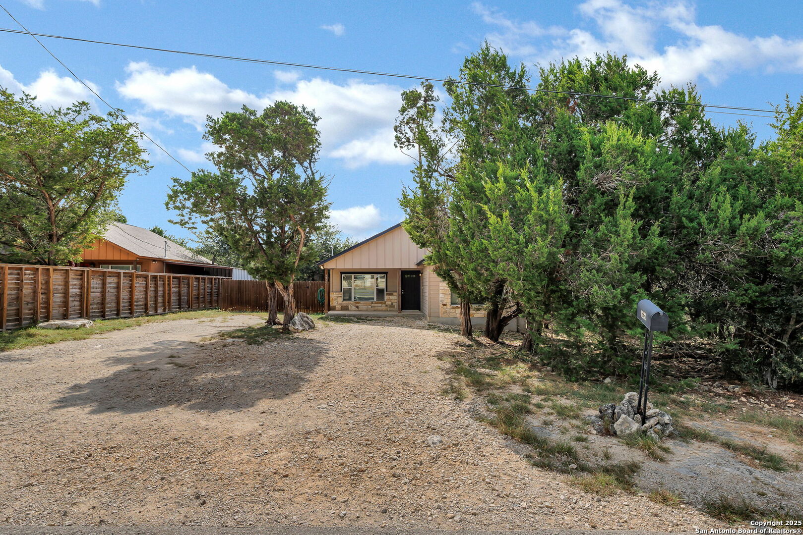 1232 Eastview Drive Canyon Lake TX 78133