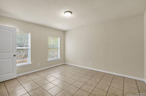 1232 Eastview Drive Canyon Lake TX 78133