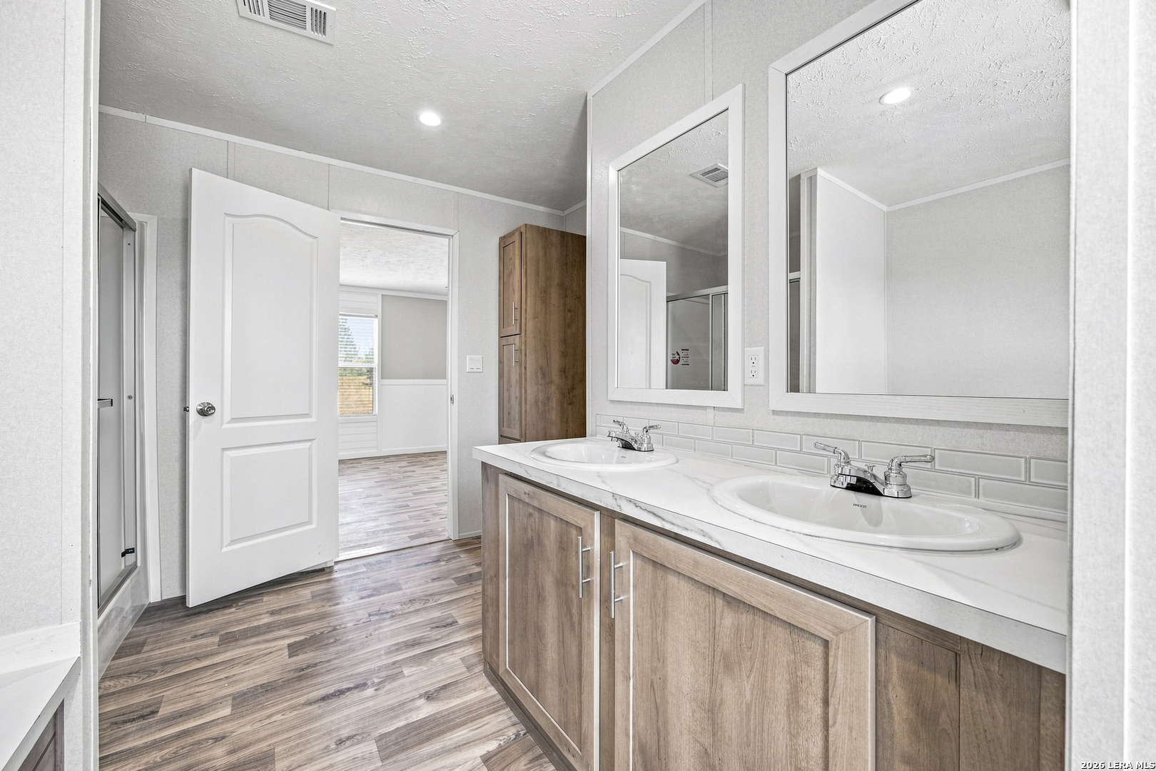 872 Main Loop Road Waelder TX 78959