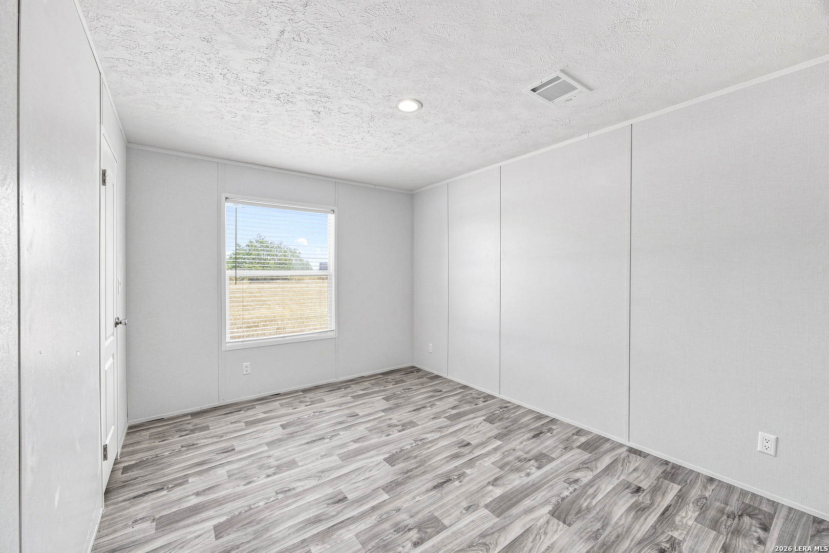 872 Main Loop Road Waelder TX 78959