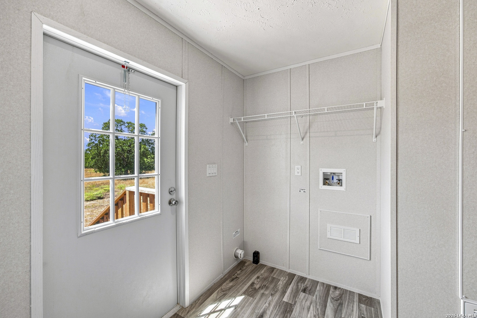 872 Main Loop Road Waelder TX 78959