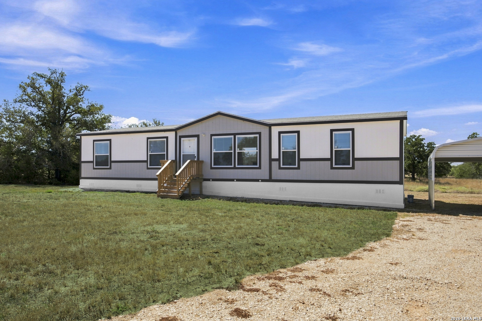 872 Main Loop Road Waelder TX 78959