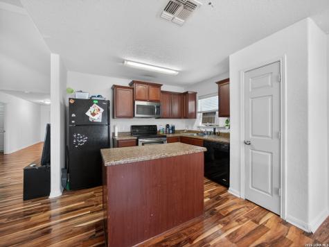 3423 Foster Meadows San Antonio TX 78222