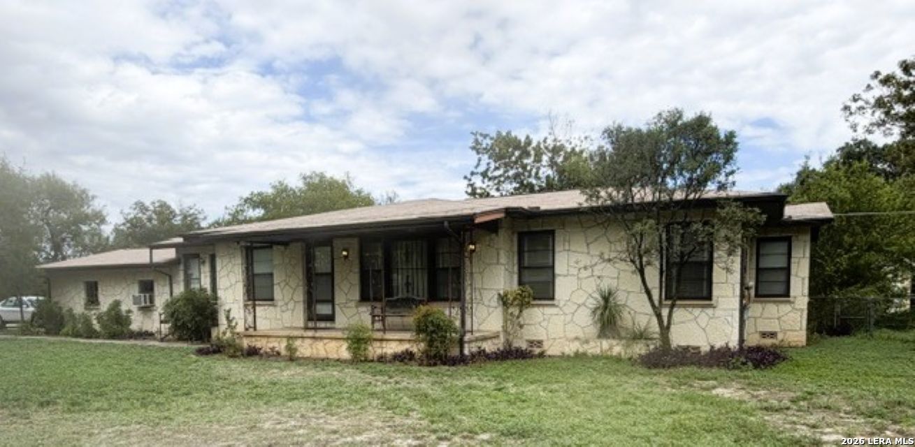 3326 Linda Kay San Antonio TX 78222