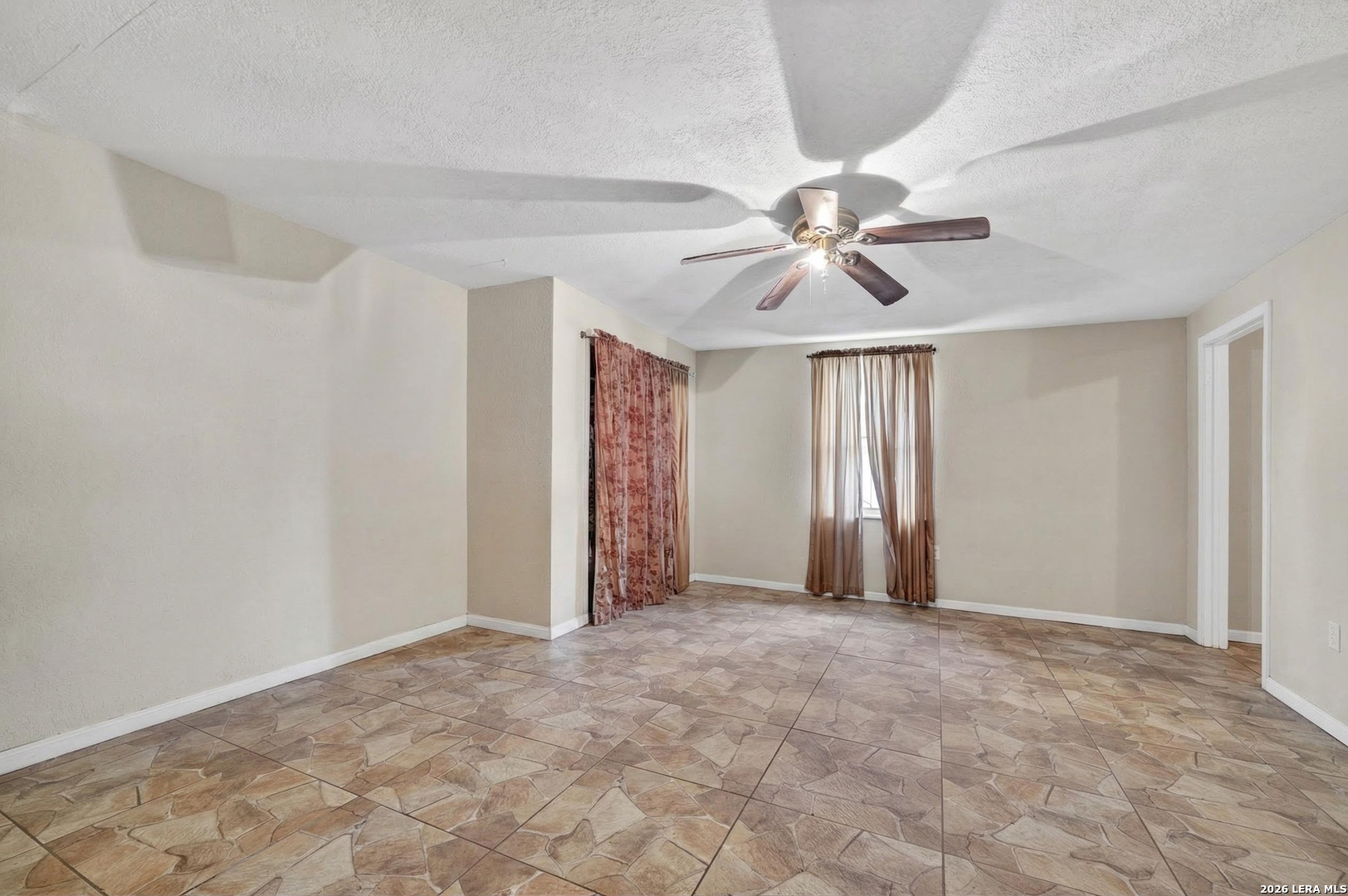 166 Fair Valley San Antonio TX 78227