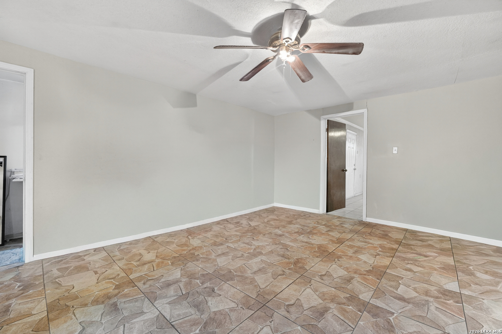 166 Fair Valley San Antonio TX 78227