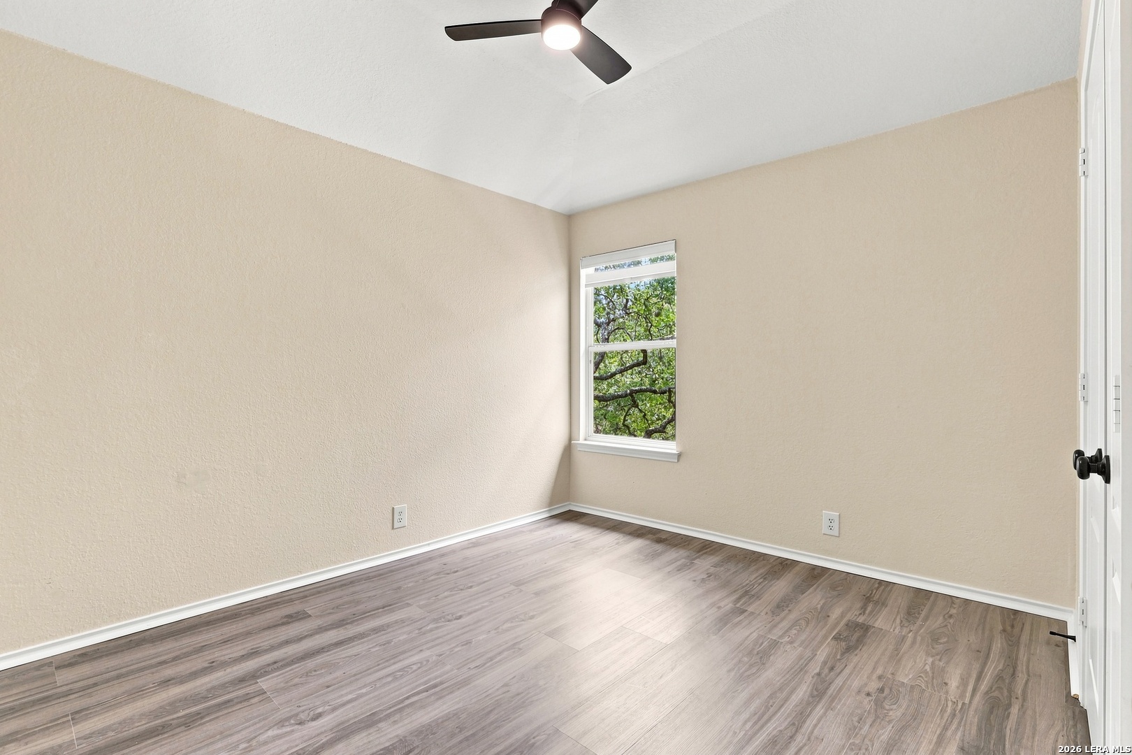 8422 Oak Cross San Antonio TX 78251