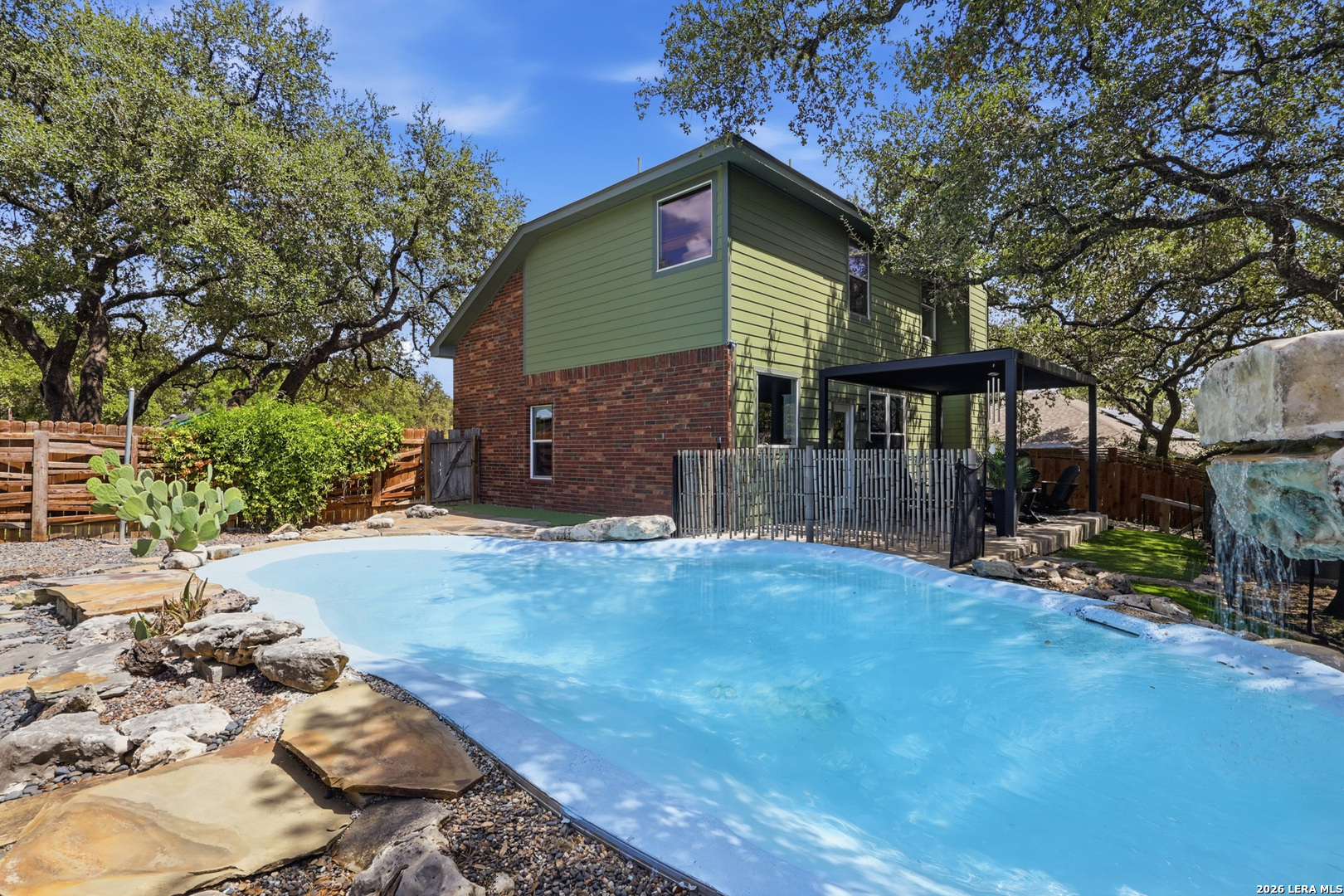 8422 Oak Cross San Antonio TX 78251