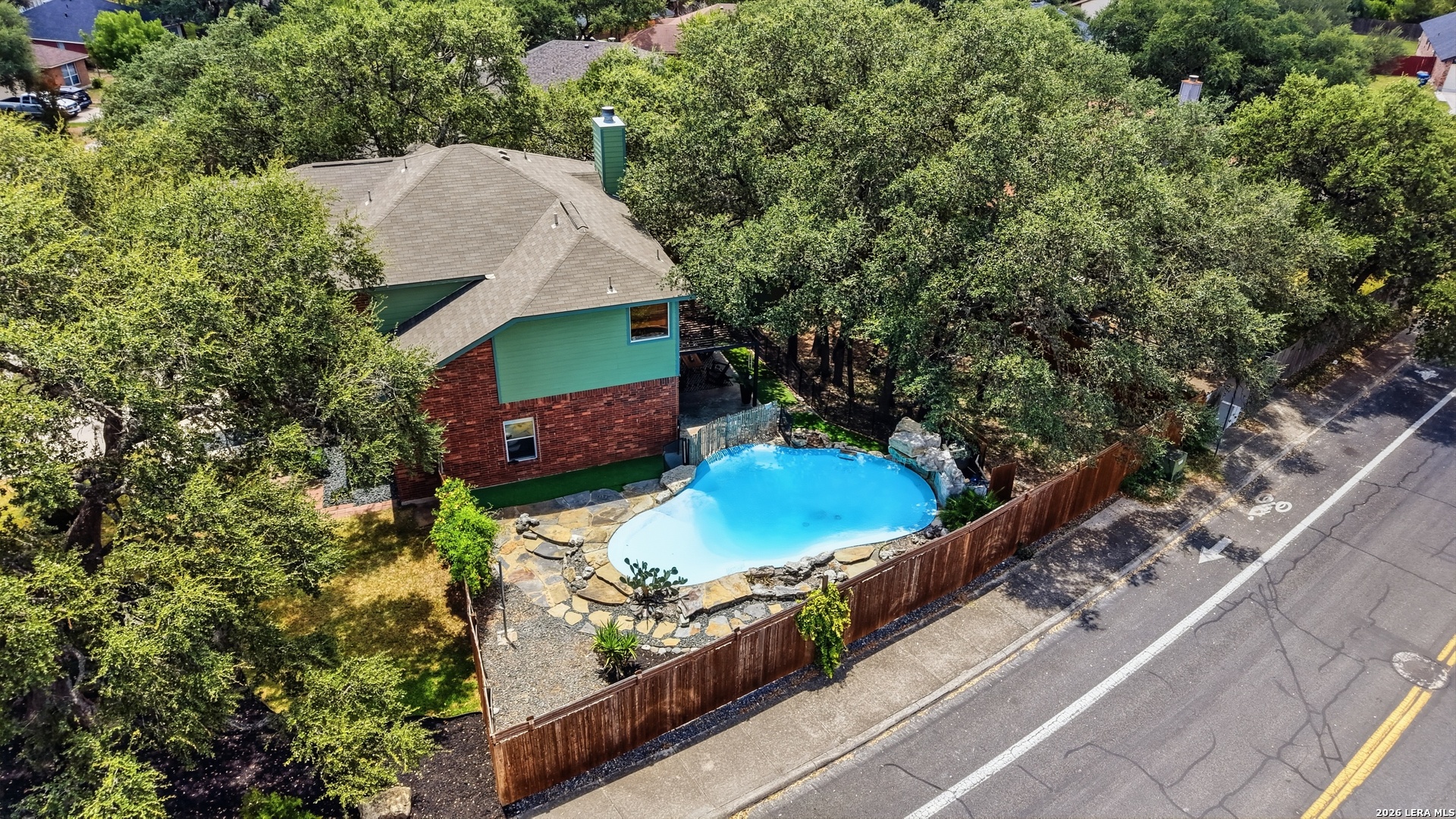 8422 Oak Cross San Antonio TX 78251