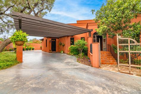 1887 Arbolas Court Seguin TX 78155
