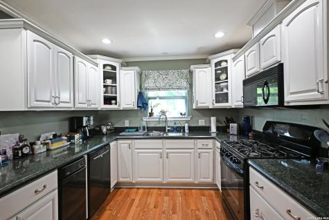 877 Twin Oaks New Braunfels TX 78130
