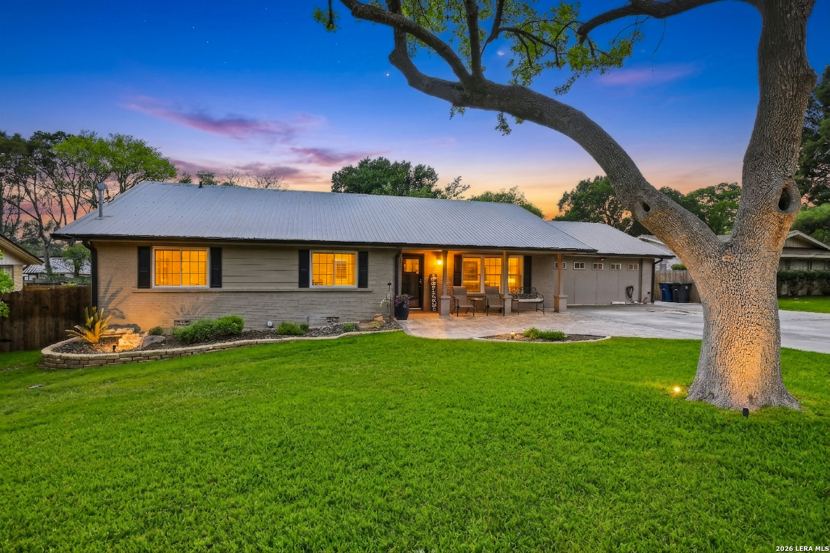 877 Twin Oaks New Braunfels TX 78130