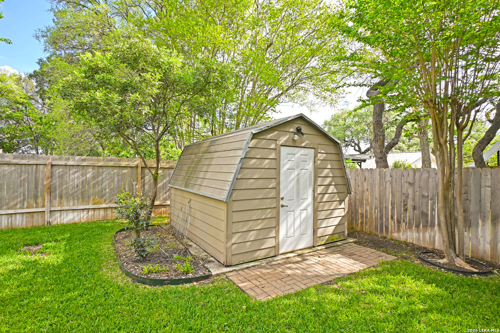 877 Twin Oaks New Braunfels TX 78130