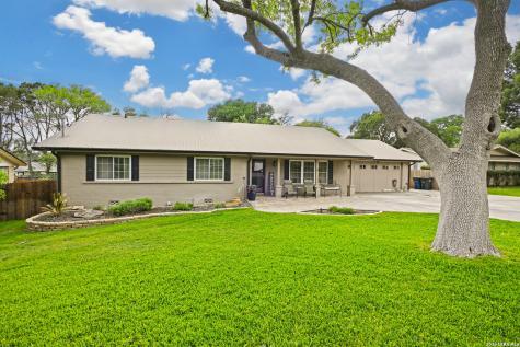 877 Twin Oaks New Braunfels TX 78130