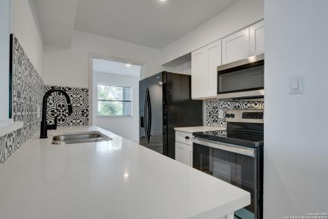8903 Ridge Sky Street San Antonio TX 78250