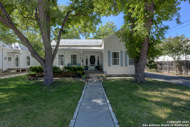 954 W Mill Street New Braunfels TX 78130