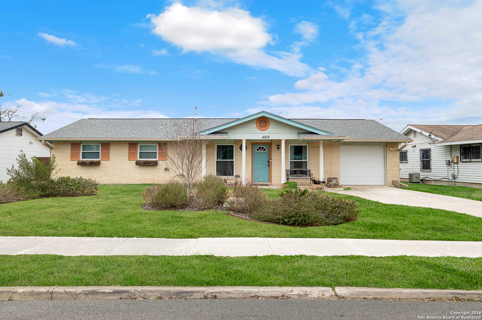4819 Castle Lance San Antonio TX 78218