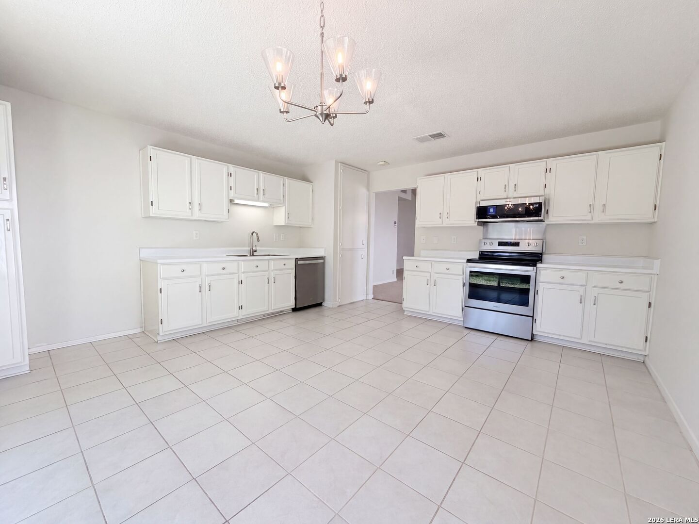 6714 Country Swan San Antonio TX 78240