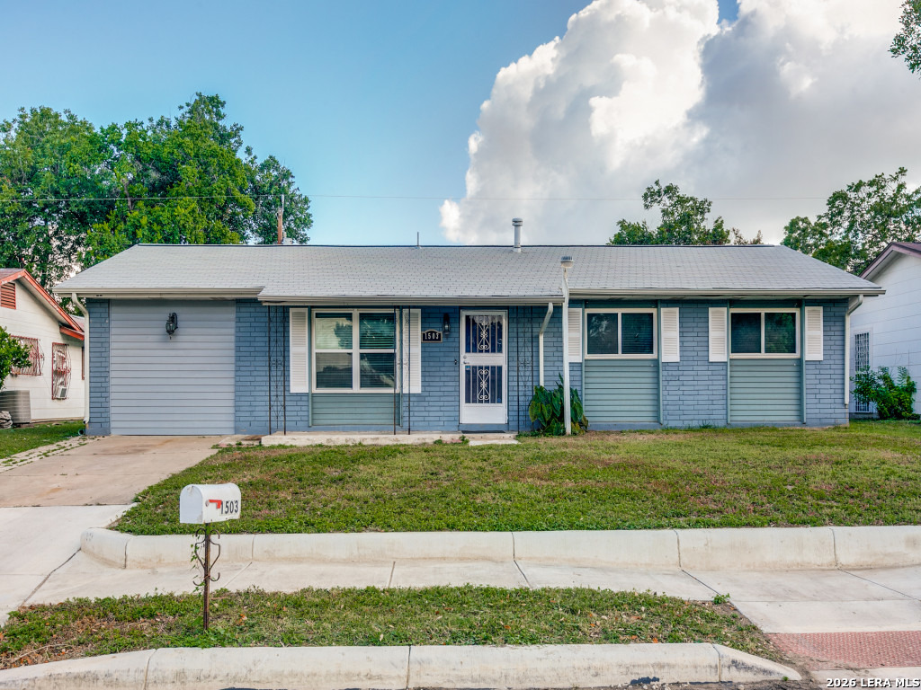 1503 W Ackard San Antonio TX 78224