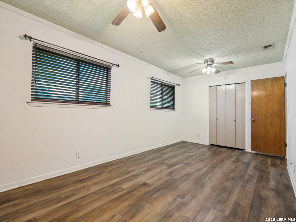 1503 W Ackard San Antonio TX 78224