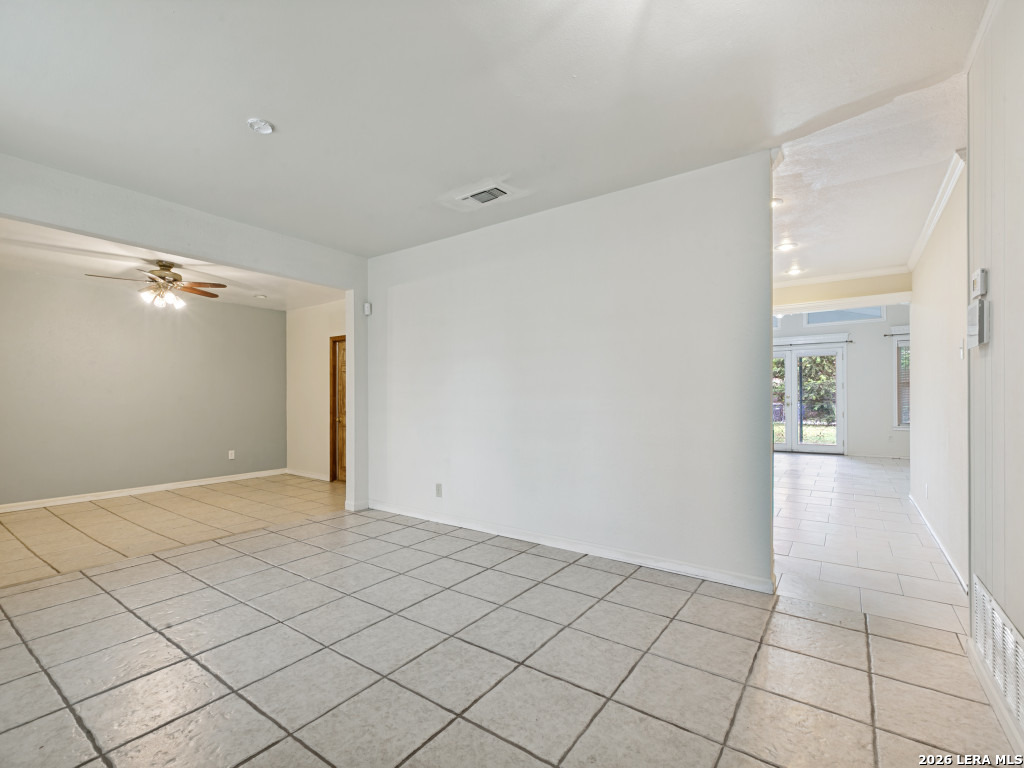 1503 W Ackard San Antonio TX 78224