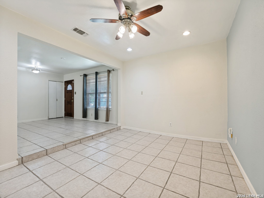 1503 W Ackard San Antonio TX 78224