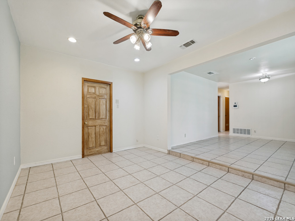 1503 W Ackard San Antonio TX 78224