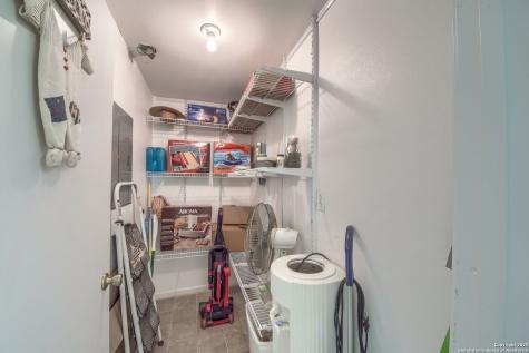 1108 Pebble Beach Drive NW Lakehills TX 78063