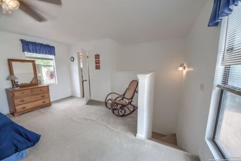 1108 Pebble Beach Drive NW Lakehills TX 78063