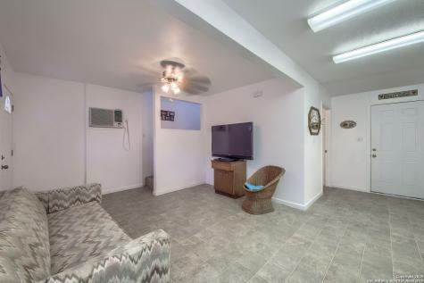 1108 Pebble Beach Drive NW Lakehills TX 78063