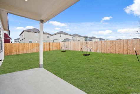 145 Hunters Camp San Antonio TX 78245