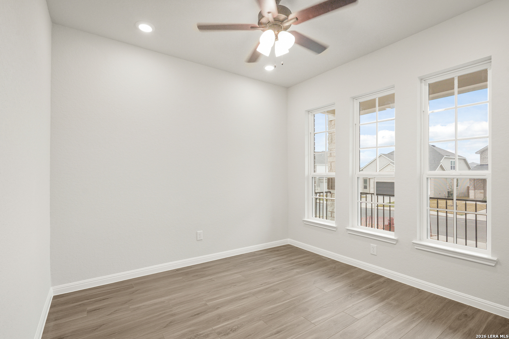 145 Hunters Camp San Antonio TX 78245