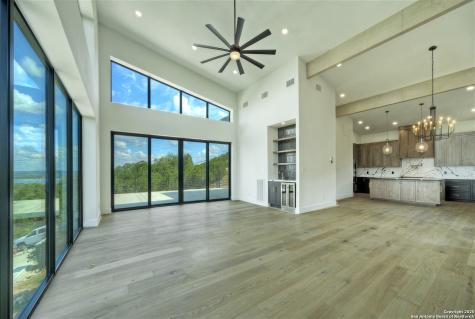 585 Highland Terrace Canyon Lake TX 78133