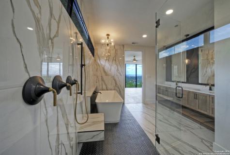 585 Highland Terrace Canyon Lake TX 78133