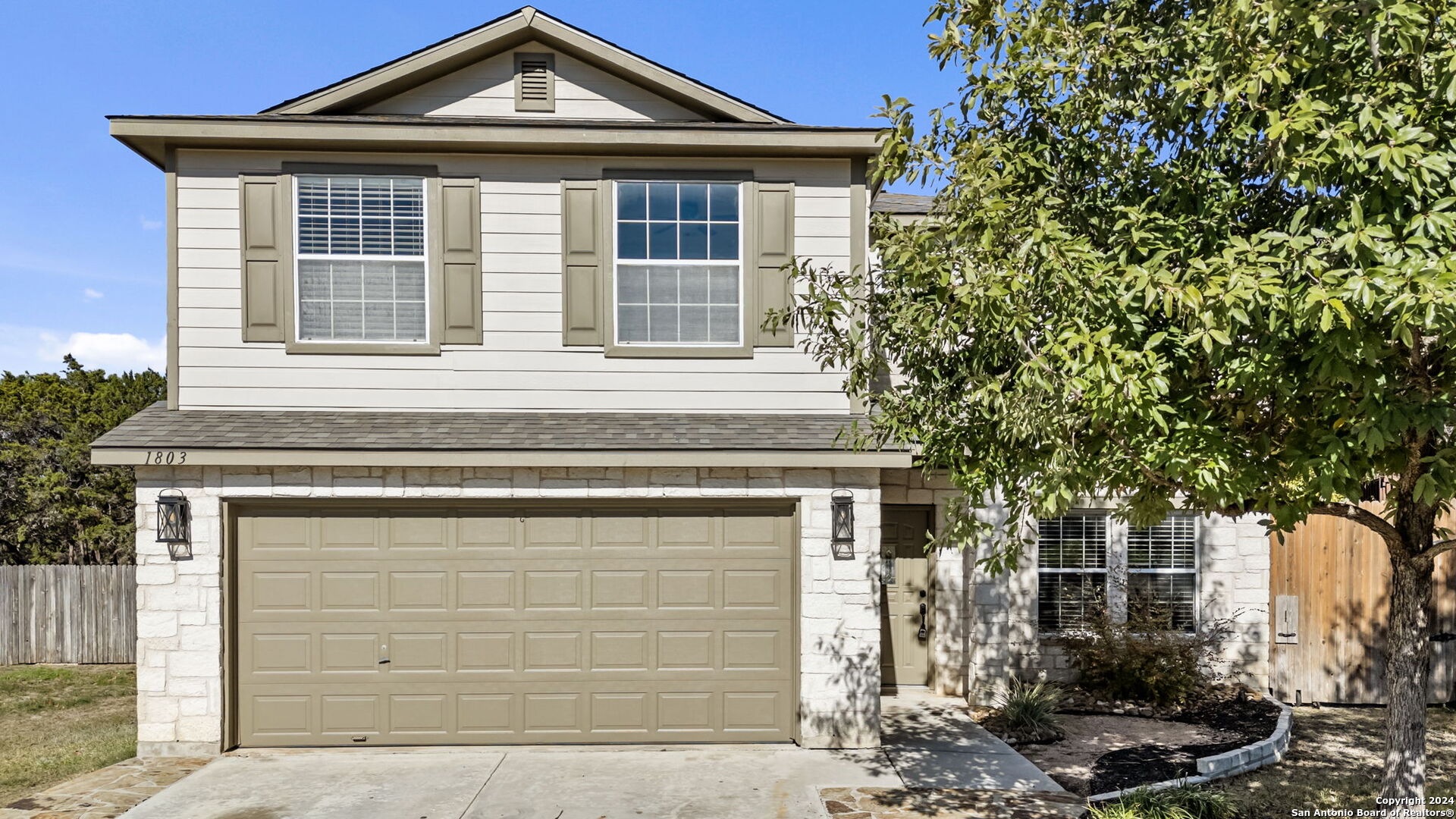 1803 Vinca Manor San Antonio TX 78260