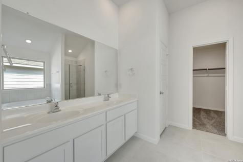 1108 Limestone Ridge Seguin TX 78155