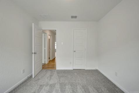 1108 Limestone Ridge Seguin TX 78155
