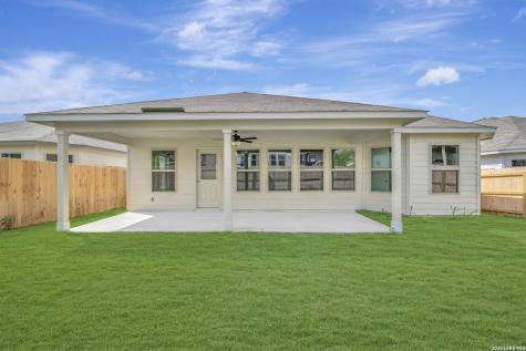 1108 Limestone Ridge Seguin TX 78155