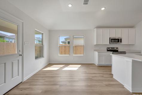1108 Limestone Ridge Seguin TX 78155