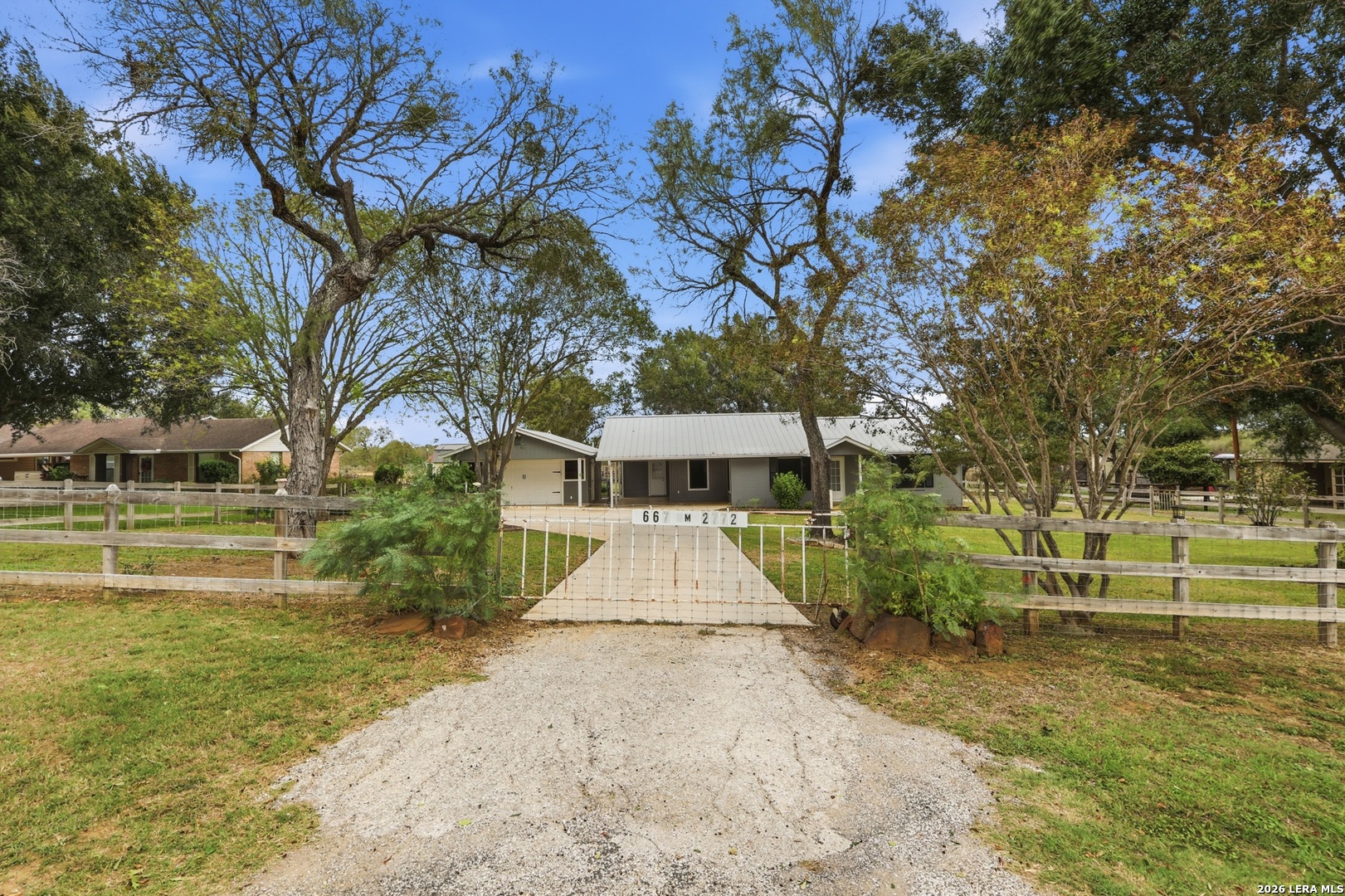 667 Fm 2772 La Vernia TX 78121